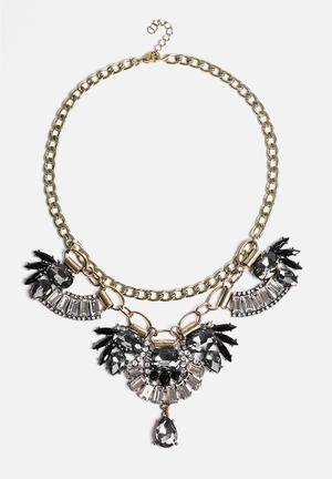 Fanout Statement Necklace