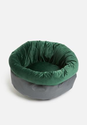 Pet Accessories - Buy Accessories For Pets Online At Best Price