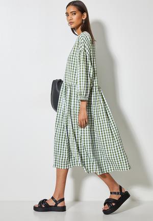 Seersucker babydoll dress - green & white gingham