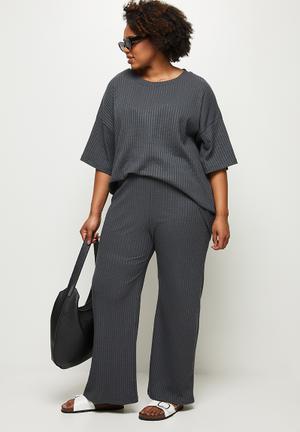 wide pants plus size