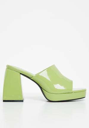 Oreo chunky block heel - lime patent