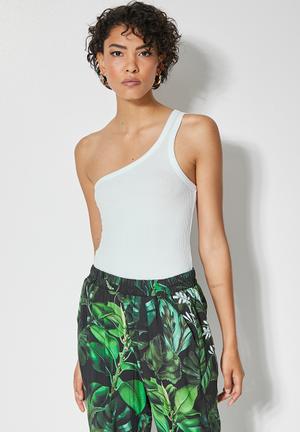 white 1 shoulder top