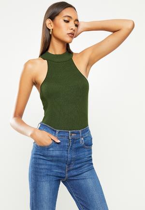 guess clothing tops