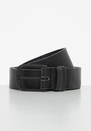 black matte belt