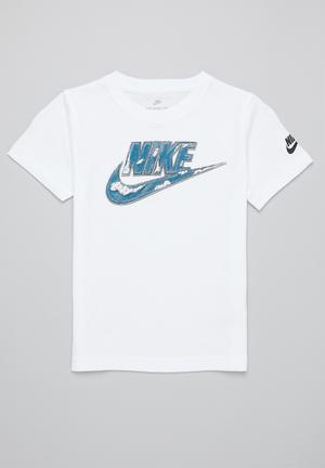 youth nike shirts on sale