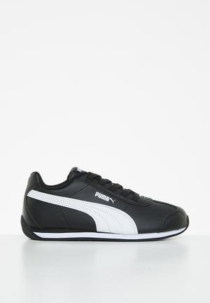 myntra puma shoes offer