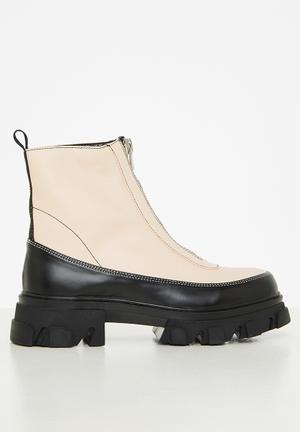 blondo sadie waterproof bootie