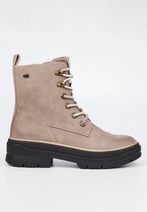 superbalist shoes boots