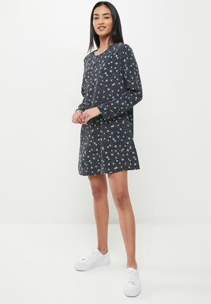 Messy spot tunic - sage & white print