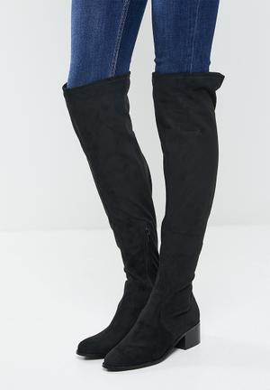 knee high black lace socks