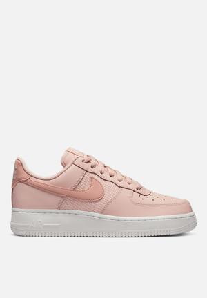 superbalist ladies nike sneakers