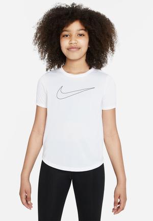 Shop Nike Shoes, Clothing & Accessories for Kids Online