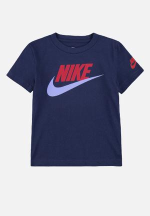 blue red and white nike shirt