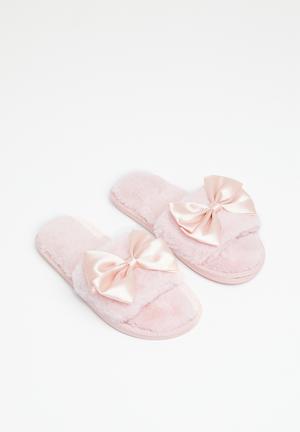 Calvin Klein Jeans Home Faux Fur Womens Pink Slippers UK 3.5