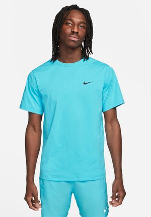 sportscene nike t shirts