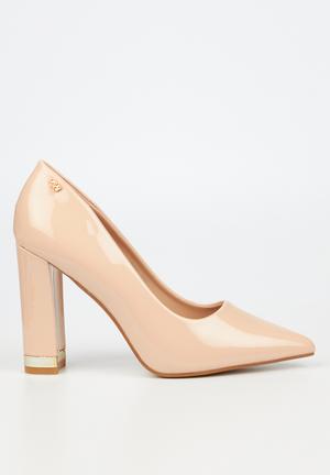 Nude pointed clearance toe block heel