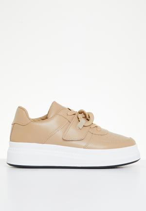 Superbalist cheap women sneakers