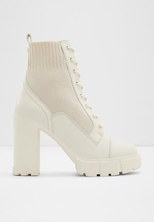 Aldo shoes 2024 clearance womens boots