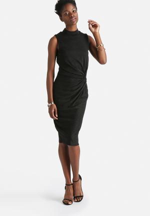 Doria Highneck Dress