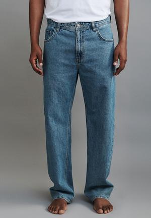 Men's Denim Jeans - On trend styles | Cotton On