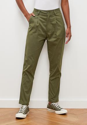 Relaxed Fit Twill Marble 3D Pocket Cargo Pants