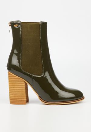 superbalist chelsea boots