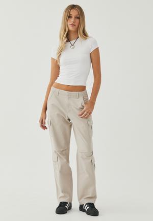 Calvin Klein Jeans Women's Capri Cargo Pants Khaki Beige Size 8