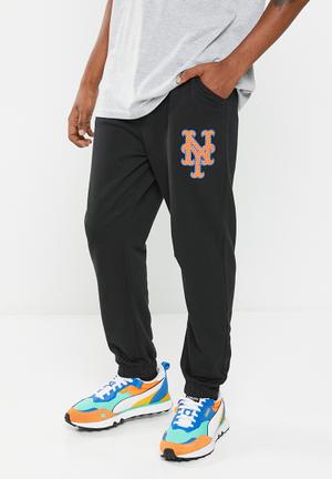 Nike / Men's New York Yankees Gray Baseline Polo