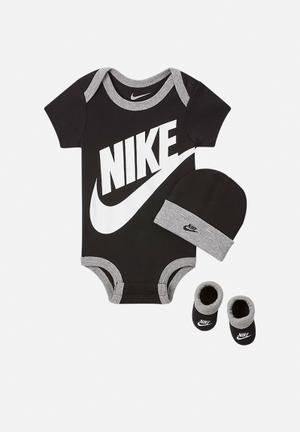 Socialista Mensajero Narabar Buy Nike Baby Clothes Online at Best Price (Age 0-2) | SUPERBALIST
