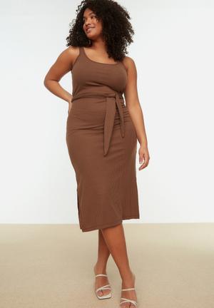 superbalist dresses plus size