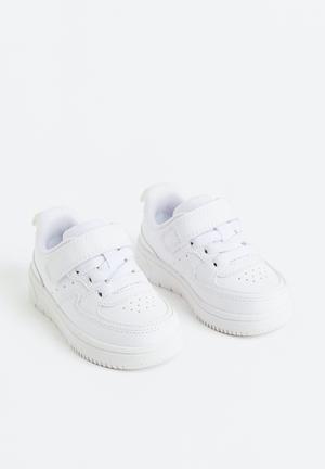 Buy kids 2025 trainers online