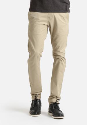 Bronson Slim Chino
