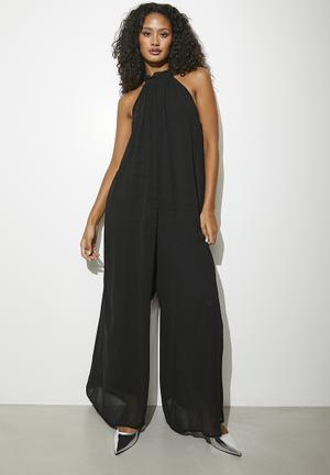 SATIN EFFECT HALTER JUMPSUIT - Ecru