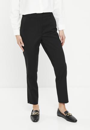 Pringle Of Scotland Knitted Flared Trousers - Farfetch | Scotland clothing,  Pringle of scotland, Designer loungewear