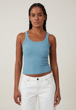 Ivay Womens White Tank Top Scoop Neck Sleeveless Cotton Ribbed Camisole  Basic Casual Workout Tees : Buy Online at Best Price in KSA - Souq is now  : Fashion
