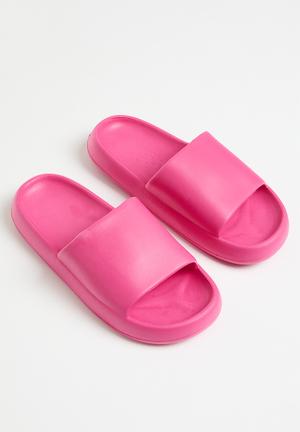 Superbalist slippers discount