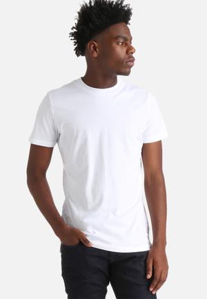 Newness Tee