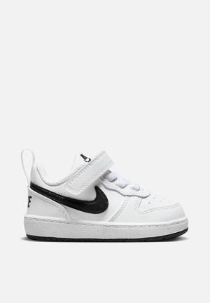 Shop Nike Shoes, Clothing & Accessories for Kids Online