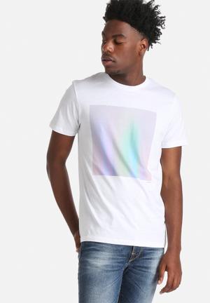 Noise Tee