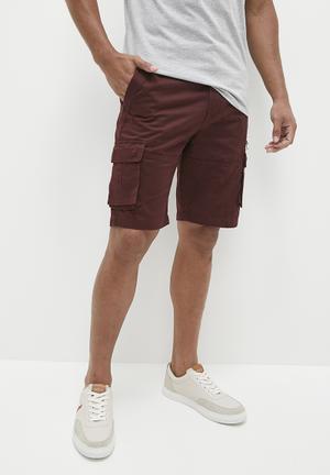 Under Armour Cargo shorts for Men, Online Sale up to 35% off