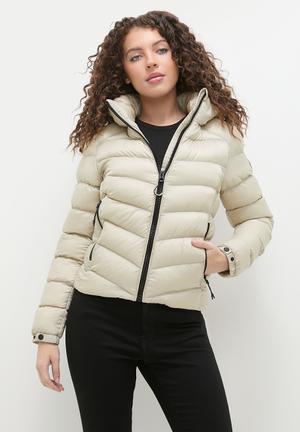 Puffer Jackets & Coats For Women