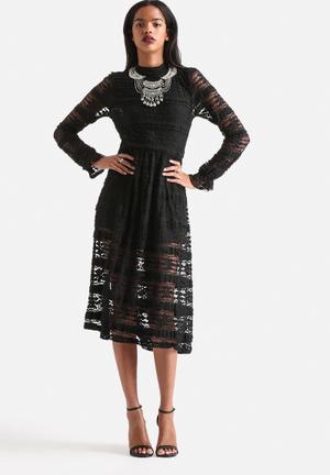 Floral Lou Victorian Midi Lace Dress