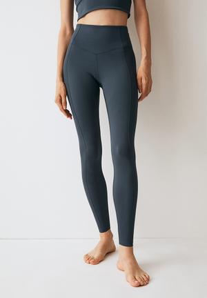 DryMove™ Flared Sports Leggings