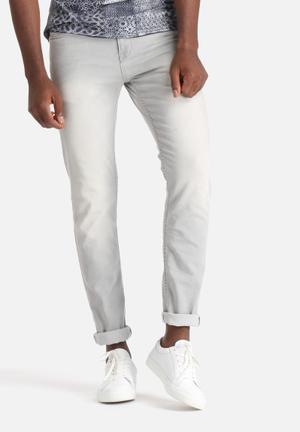 Loom Slim Denims