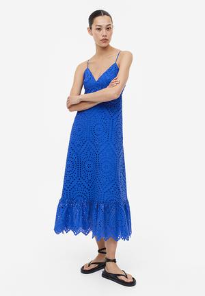 Buy Women Blue Solid Casual Dress Online - 800462 | Allen Solly
