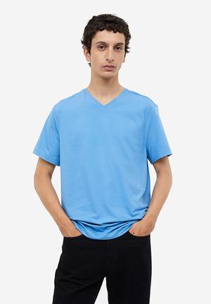 Tommy Hilfiger Men's Stretch Slim Fit V-Neckline T-Shirt, Charcoal