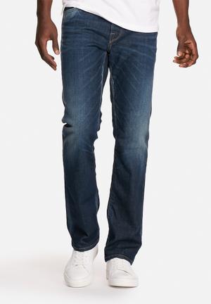 Clark regular fit jeans