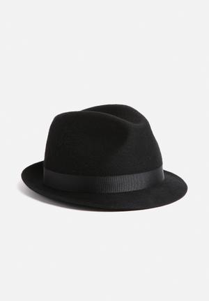 Alfredo hat