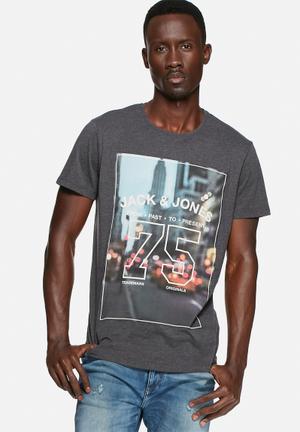 Snap Tee 