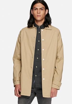 Dylan trench coat